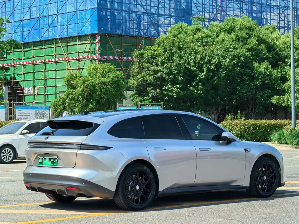 NIO ET5T ET5T 2024 model 75kWh 2025 — thumbnail 2