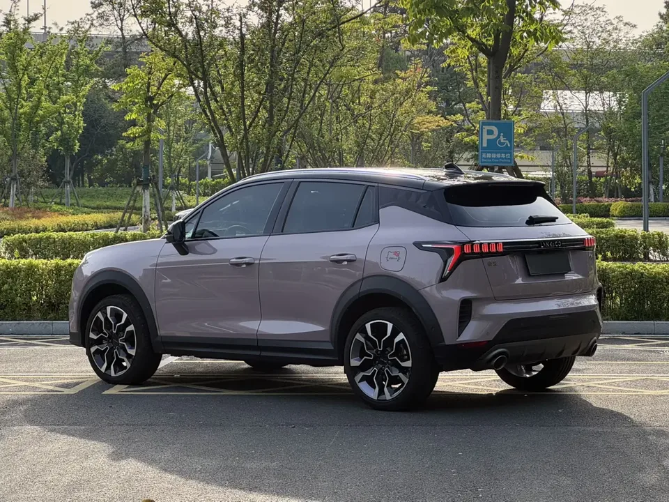 Lynk & Co 06 Lynk & Co 06 2023 Remix 1.5T Shero 2024 — миниатюра 2