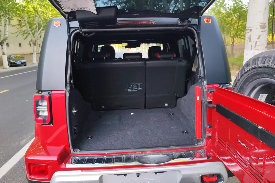 BAIC Beijing Off-road BJ40 2.0T Automatic 4WD City Hunter Edition Knight Edition 2022 — миниатюра 5