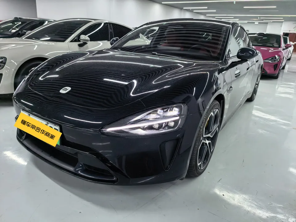 Xiaomi car Xiaomi SU7 Xiaomi SU7 2024 Rear-wheel drive standard long-range version 2025 — photo 1, buy with delivery to Moscow