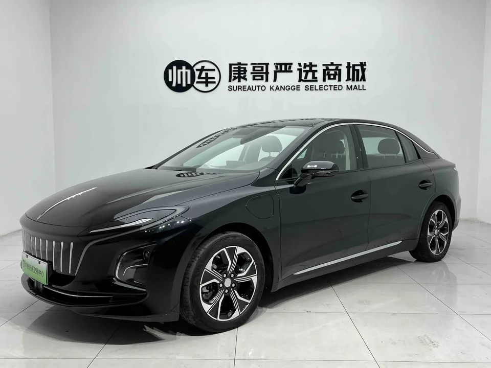 Hongqi E-QM5 2023