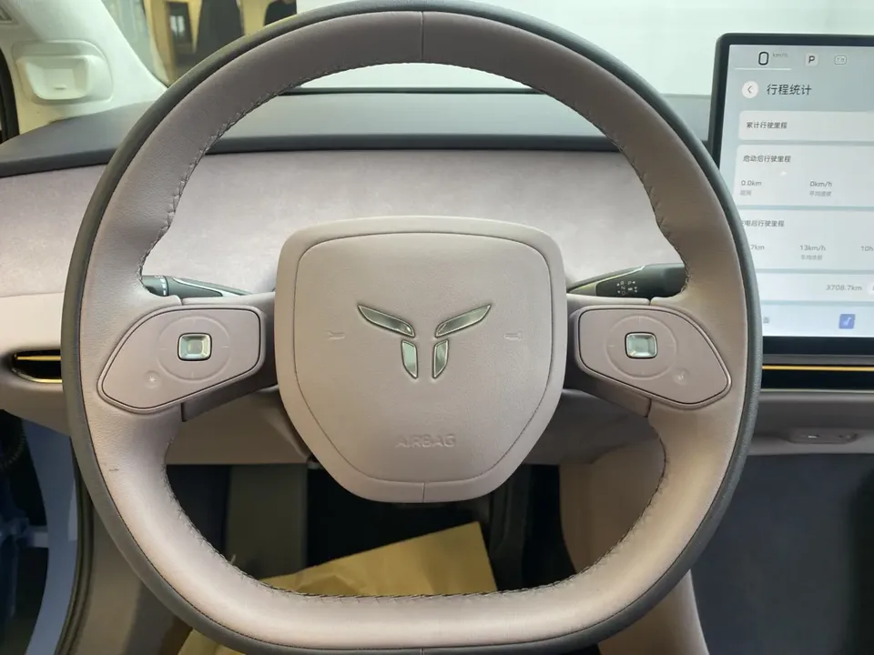 Hongqi Red Flag Tiangong 05 750 Smart Edition 2025 — миниатюра 5
