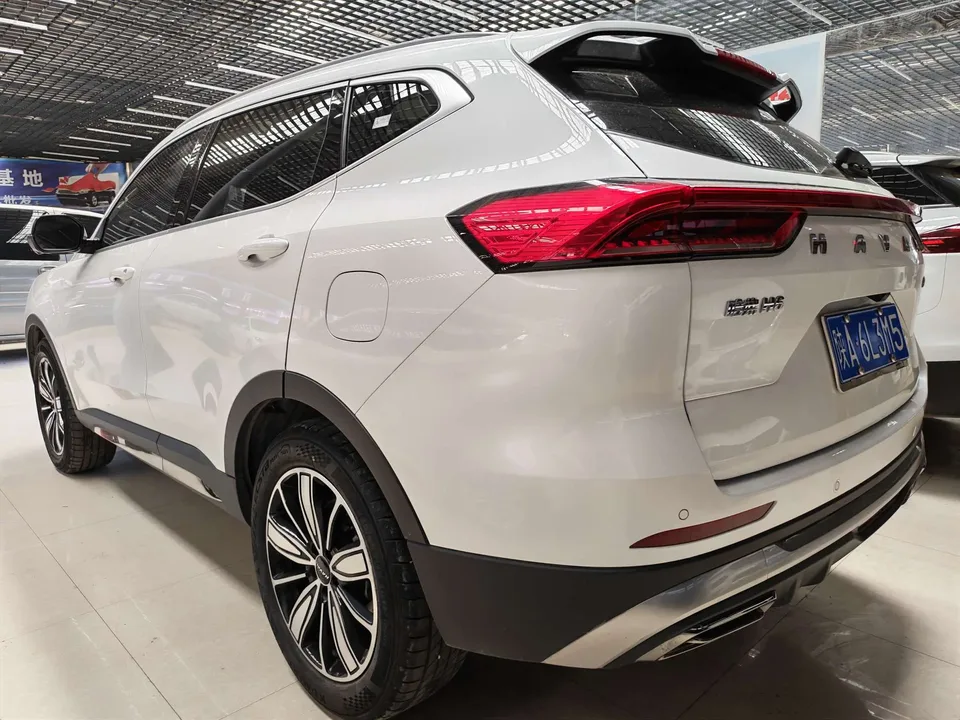 Haval H6 National Fashion Edition 1.5T Automatic Champion Edition 2024 — миниатюра 4