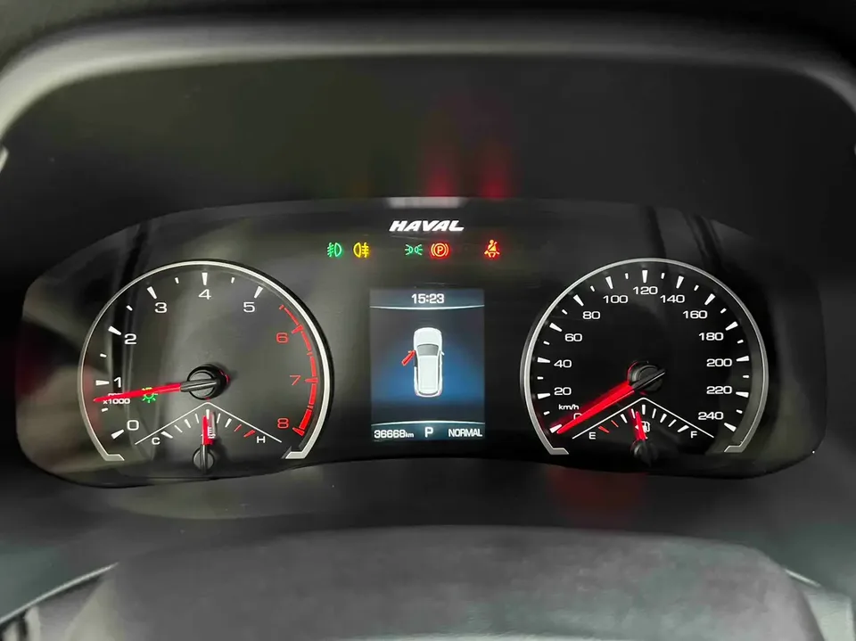 Haval H6 National Fashion Edition 1.5T Automatic Urban Edition 2023 — миниатюра 4