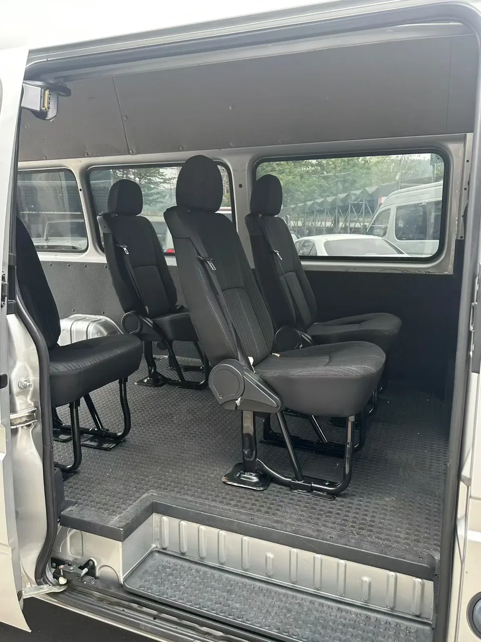 Jiangling Teshun 2.8T Space King Ordinary Model Long Axis Medium High Roof Rear Single Tire - 6-seater Diesel National VI JX493 2022 — миниатюра 2
