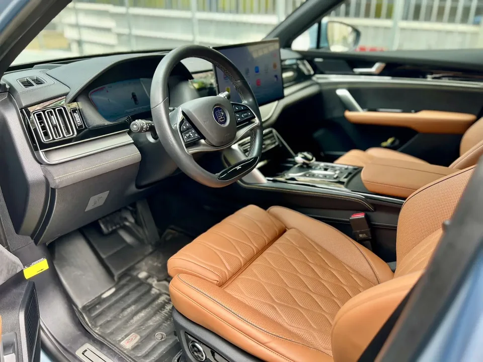 BYD Tang DM DM-i Champion Edition 112KM Premium Edition 2023 — миниатюра 3