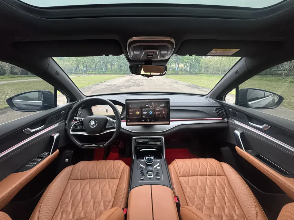 BYD Tang DM Tang DM 2023 DM-i Champion Edition 112KM Premium 2023 — thumbnail 4