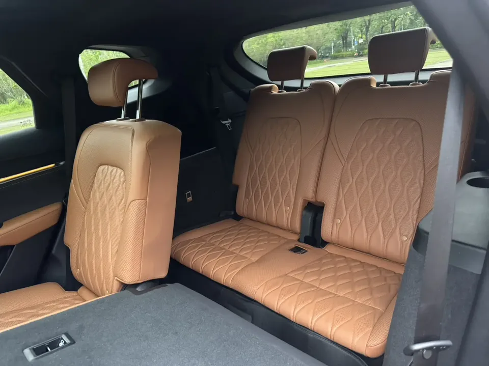 BYD Tang DM Tang DM 2023 DM-i Champion Edition 112KM Premium 2023 — thumbnail 5