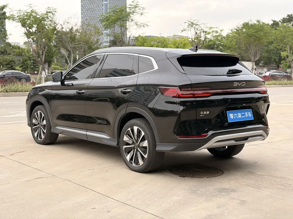 BYD Song PLUS EV Honor Edition 520KM Luxury Model 2025 — миниатюра 4