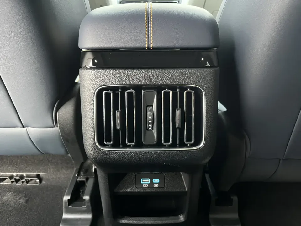 BYD Song PLUS DM Song PLUS DM 2025 DM-i 160KM Flagship Model 2024 — миниатюра 3