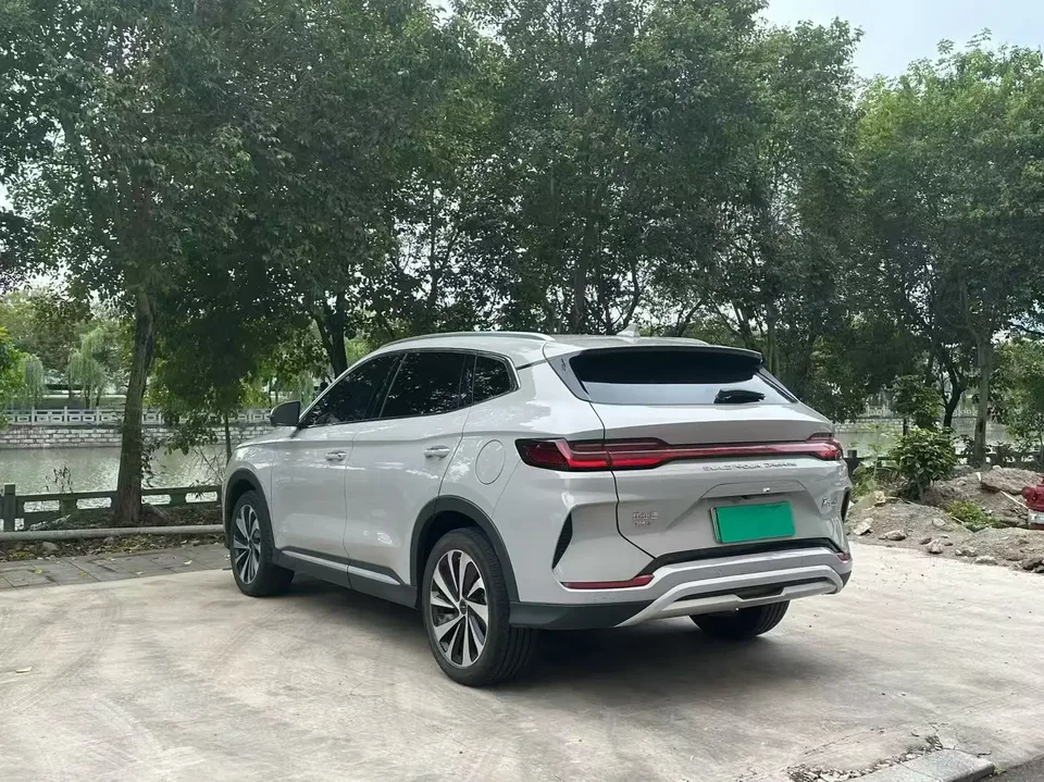 BYD Song PLUS DM DM-i Honor Edition 110KM Flagship Model 2024 — миниатюра 4