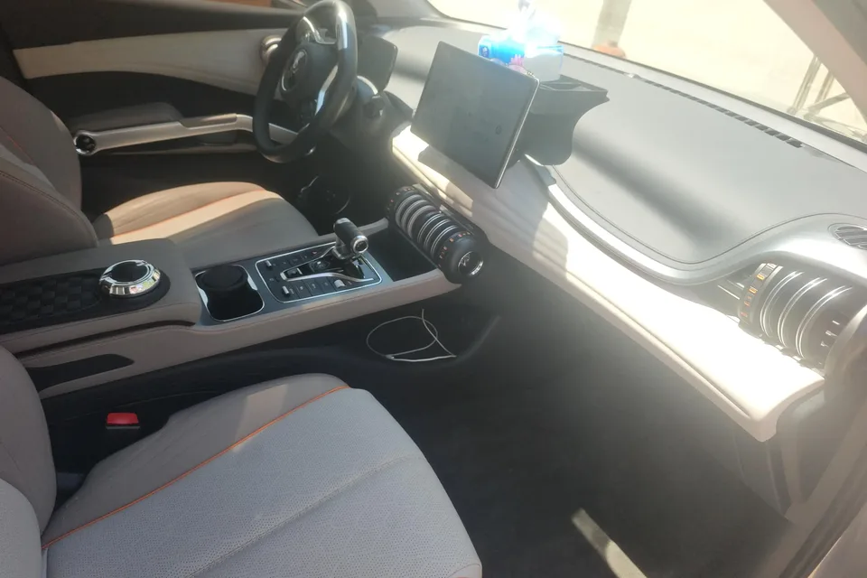 BYD Yuan Plus Honor Edition 510KM Leading Edition 2025 — миниатюра 2