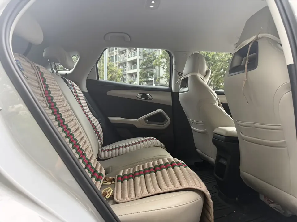 BYD Yuan Up 401KM Vitality 2024 — миниатюра 4