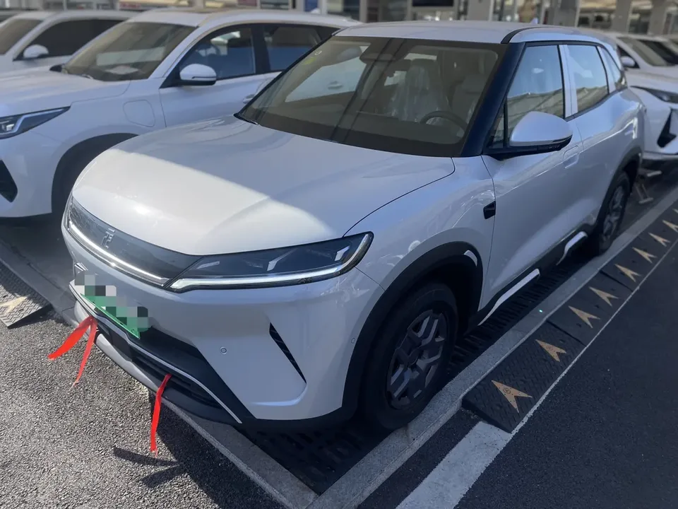 BYD Yuan Up Yuan UP 2025 Smart Driving Edition 401KM Vitality Edition 2026 — photo 1, buy with delivery to Moscow