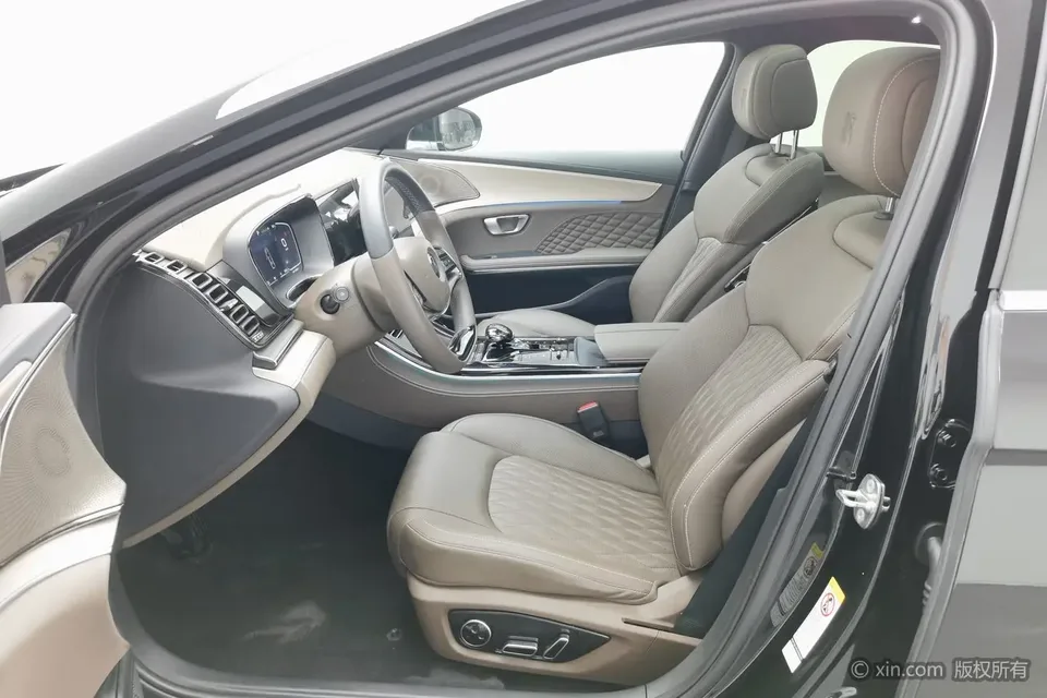 BYD Han DM DM-i Champion Edition 121KM Premium Edition 2023 — миниатюра 4