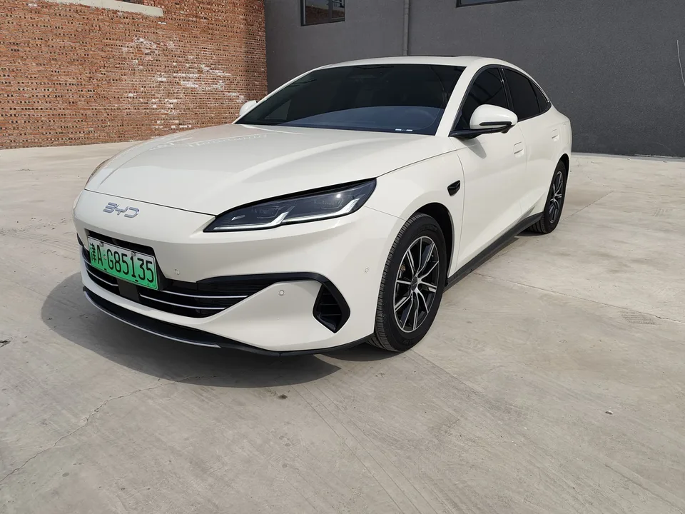 BYD Seal 06DM 2025
