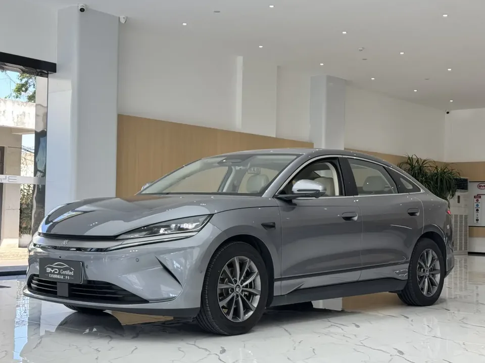 BYD Qin L EV 2025