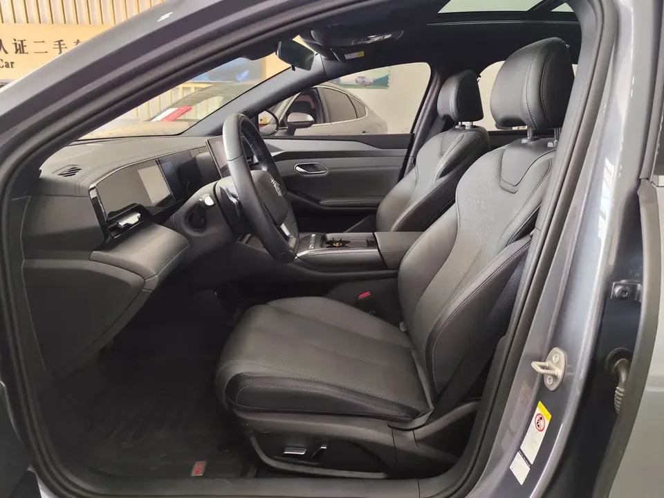 BYD Qin L EV 545km Surpassing Edition 2025 — миниатюра 3