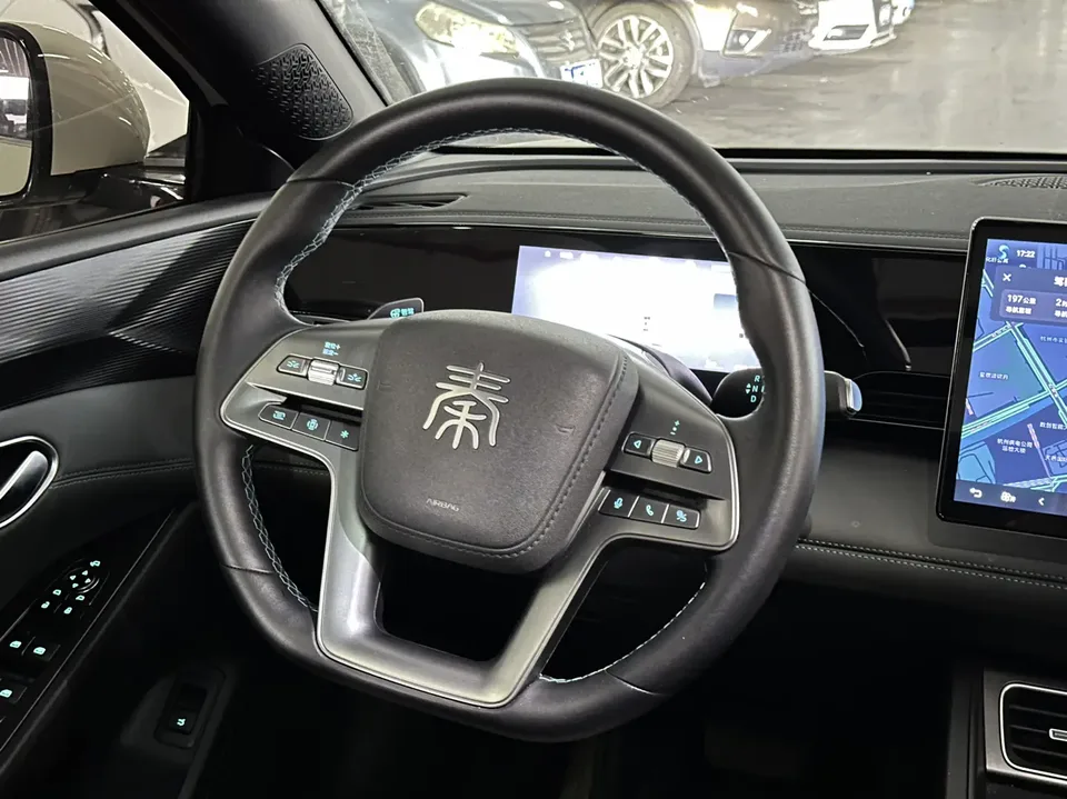 BYD Qin L EV 470km Leading Model 2025 — миниатюра 3