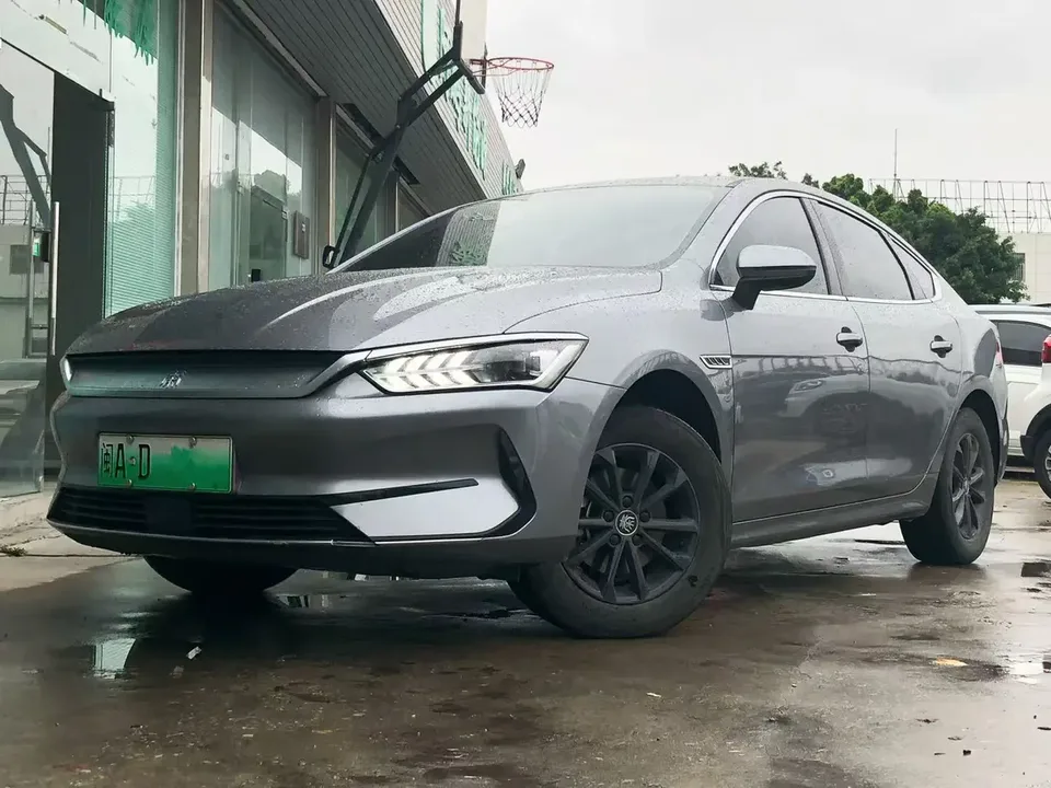 BYD Qin PLUS EV 2024