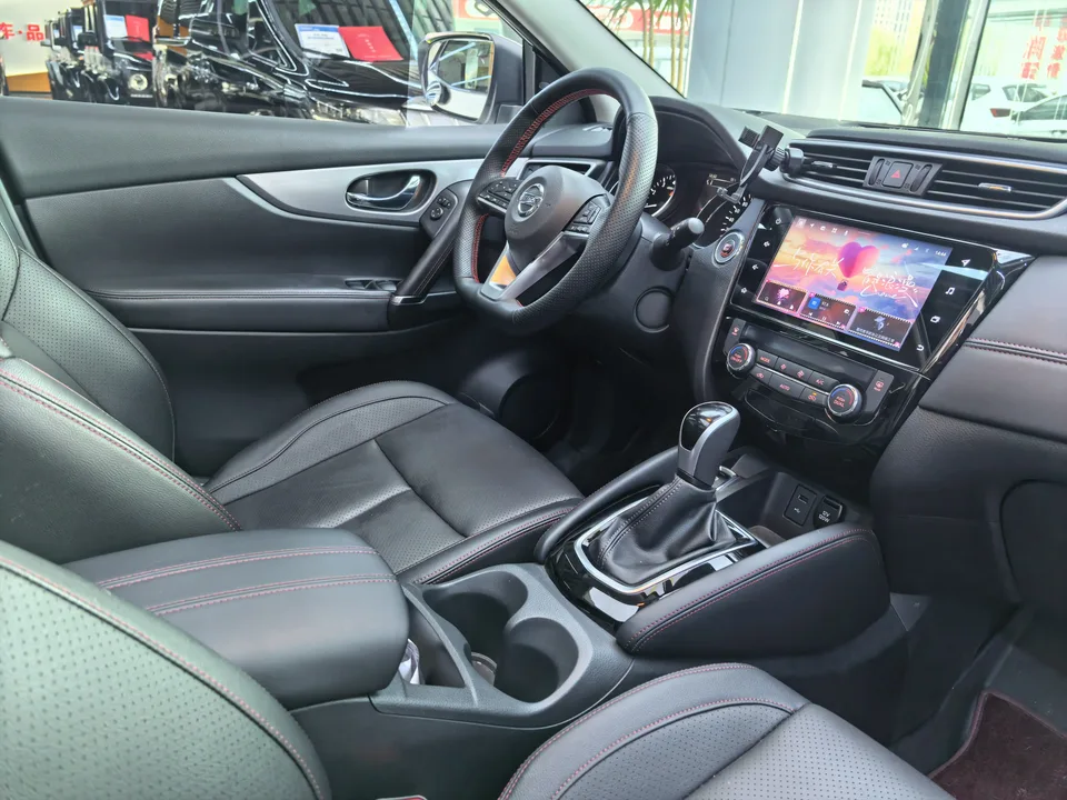 Nissan Qashqai Qashqai 2022 2.0L XV Prem. Deluxe Edition 2023 — миниатюра 4