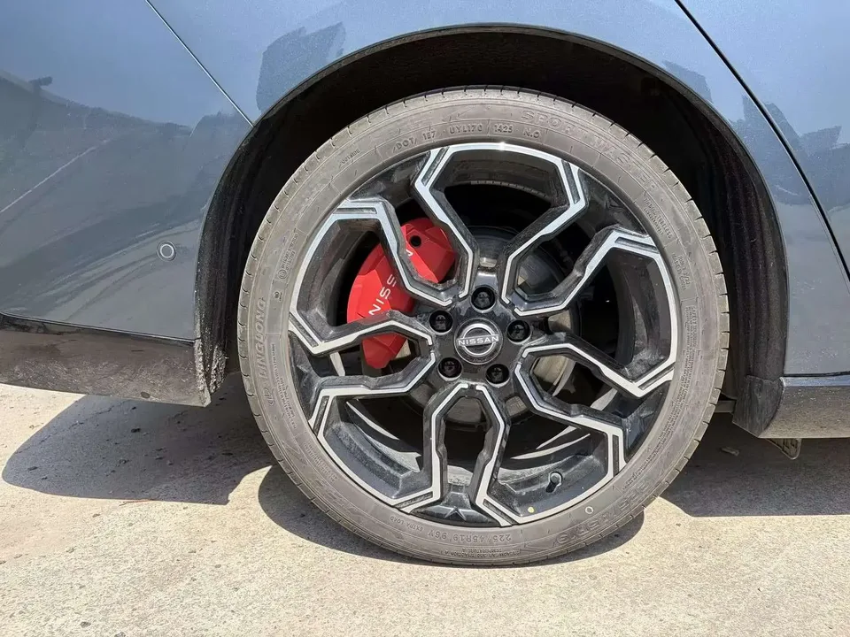 Nissan N7 625 MAX 2025 — миниатюра 3