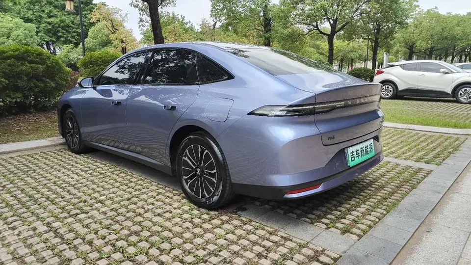 Nissan N6 Nissan N6 2026 180 Max 2025 — миниатюра 2