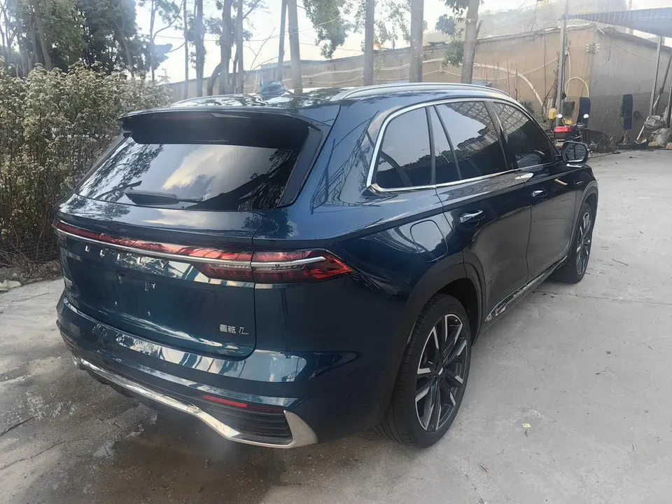 Geely Monjaro 2.0TD DCT EVO 2WD Luxury Edition 2022 — миниатюра 2
