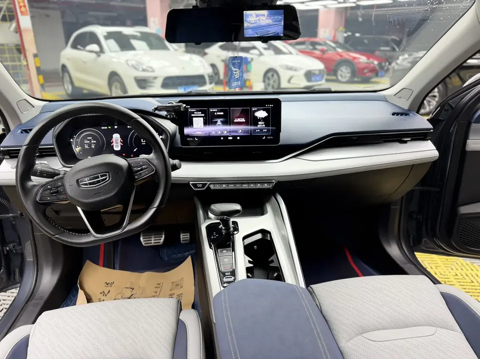 Geely Xing Rui 2.0T premium model 2022 — миниатюра 3