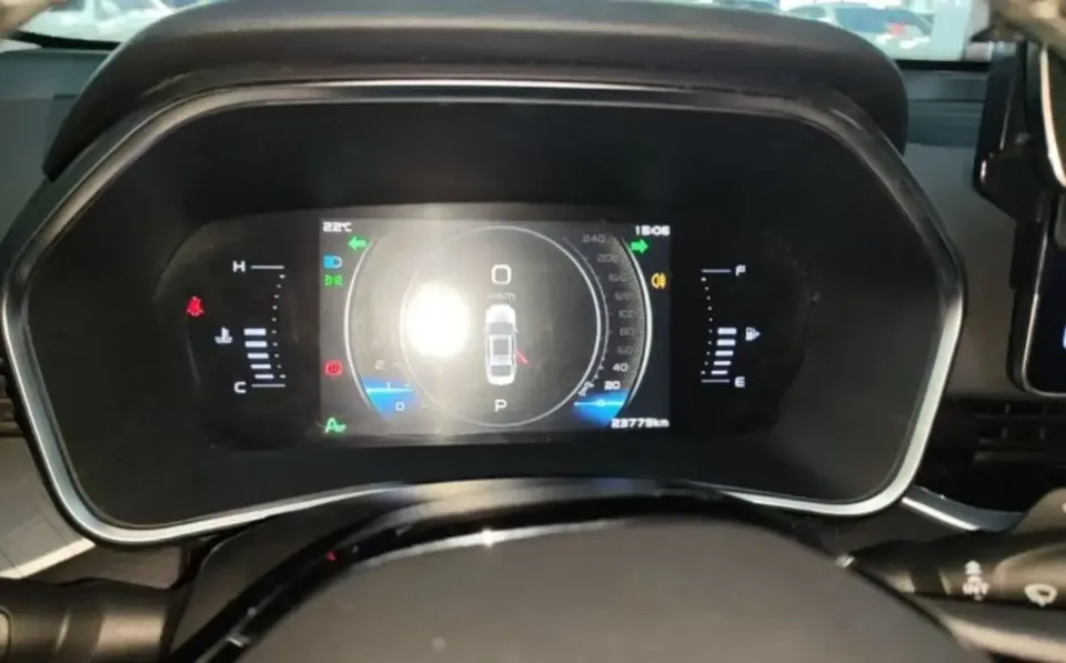 Geely Xing Rui 2.0T luxury model 2022 — миниатюра 4