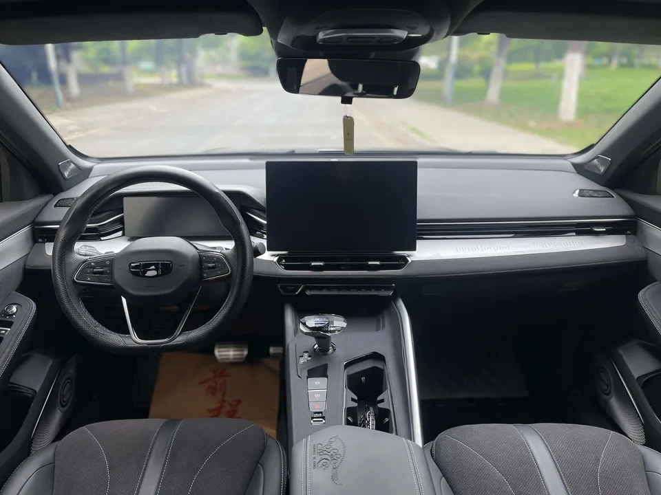 Geely Xing Rui Xingrui 2025 2.0T DongfangyaoStar-gathering Edition 2024 — миниатюра 4