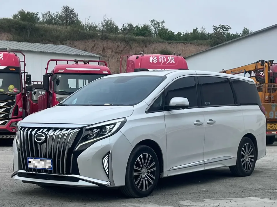 GAC Trumpchi M8 2022