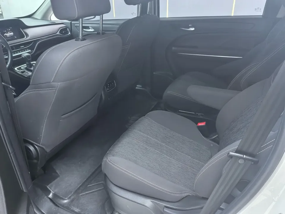 GAC Trumpchi M6 MAX 270T WDCT Luxury Edition 2025 — миниатюра 3