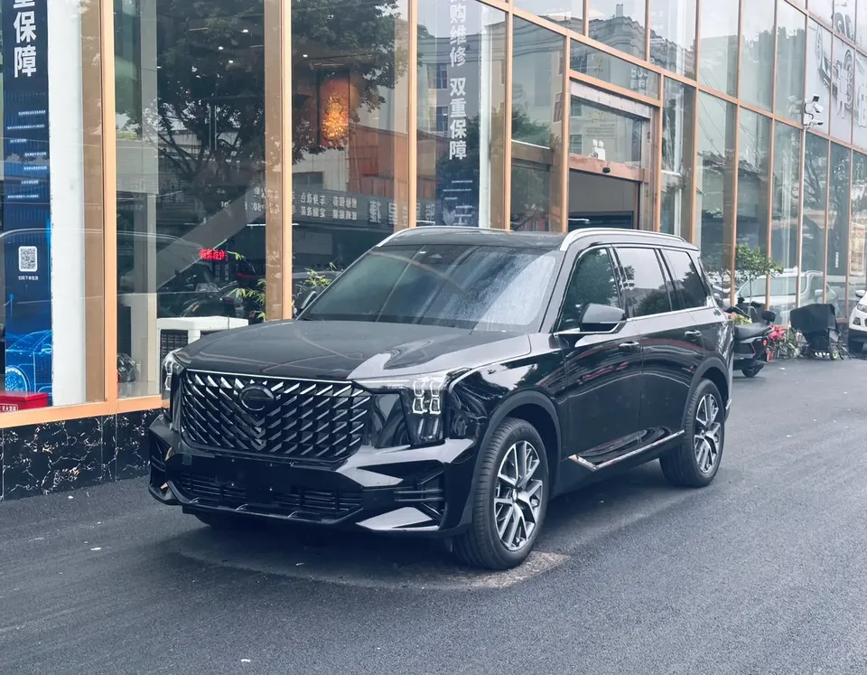 GAC Trumpchi GS8 2025