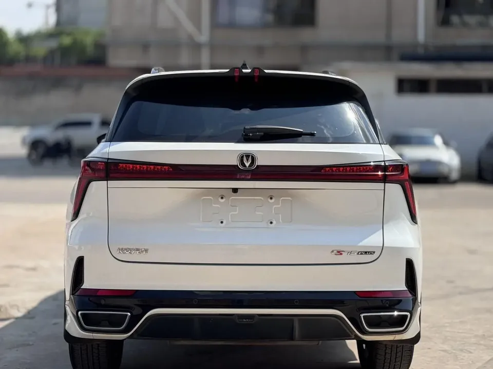 Changan CS75PLUS third generation champion version 2.0T automatic intelligent driving powerful engine 2024 — миниатюра 5