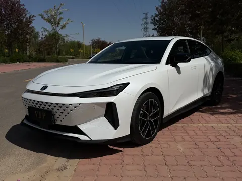 Changan UNI-V 2024 buy in Moscow