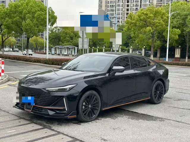 Changan UNI-V 1.5T Sports Edition 2023 — фото 1, купить с доставкой в Москву