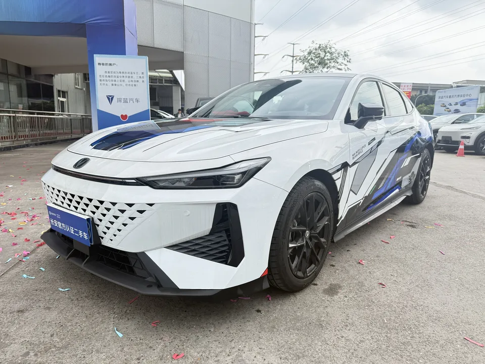 Changan UNI-V 2024