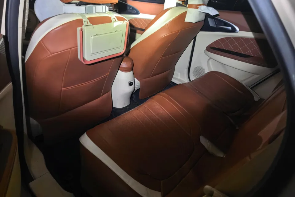ORA Euler good cat Euler good cat 2022 400km standard range premium ternary lithium model 2022 — thumbnail 3