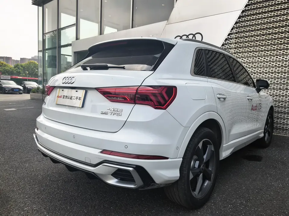 Audi Q3 Audi Q3 2024 35 TFSI Fashion Dynamic Edition 2024 — миниатюра 3