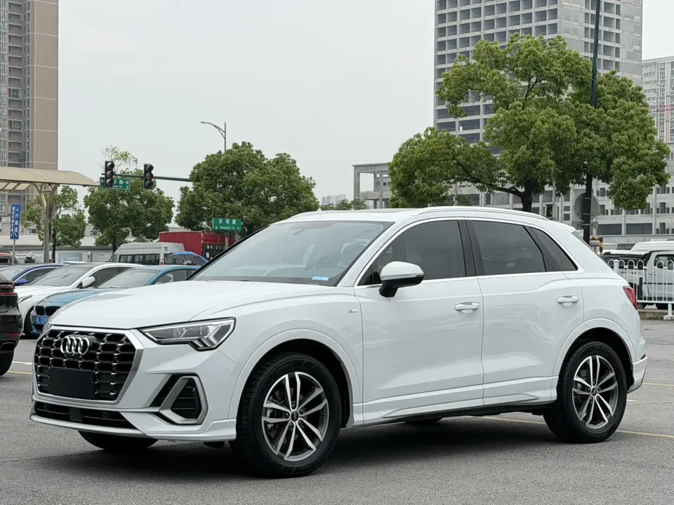 Audi Q3 2023