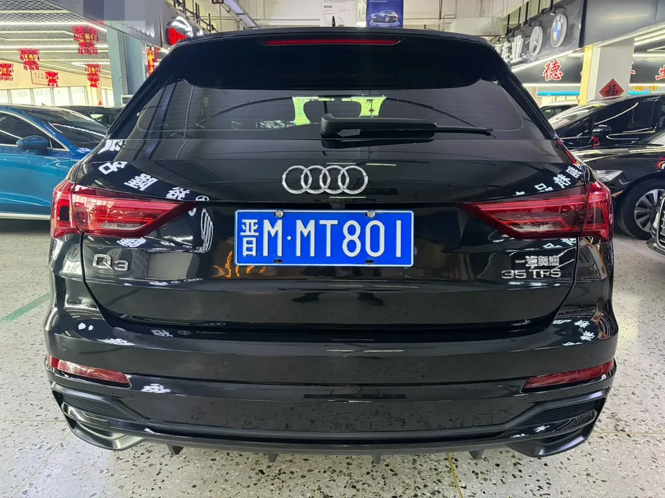 Audi Q3 Audi Q3 2022 35 TFSI Fashionable and Dynamic 2022 — миниатюра 2