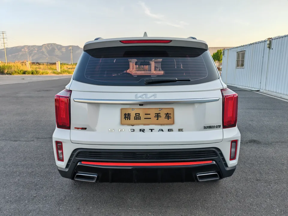 Kia Sportage Ace 1.5T GT-Line Super Edition 2022 — миниатюра 2