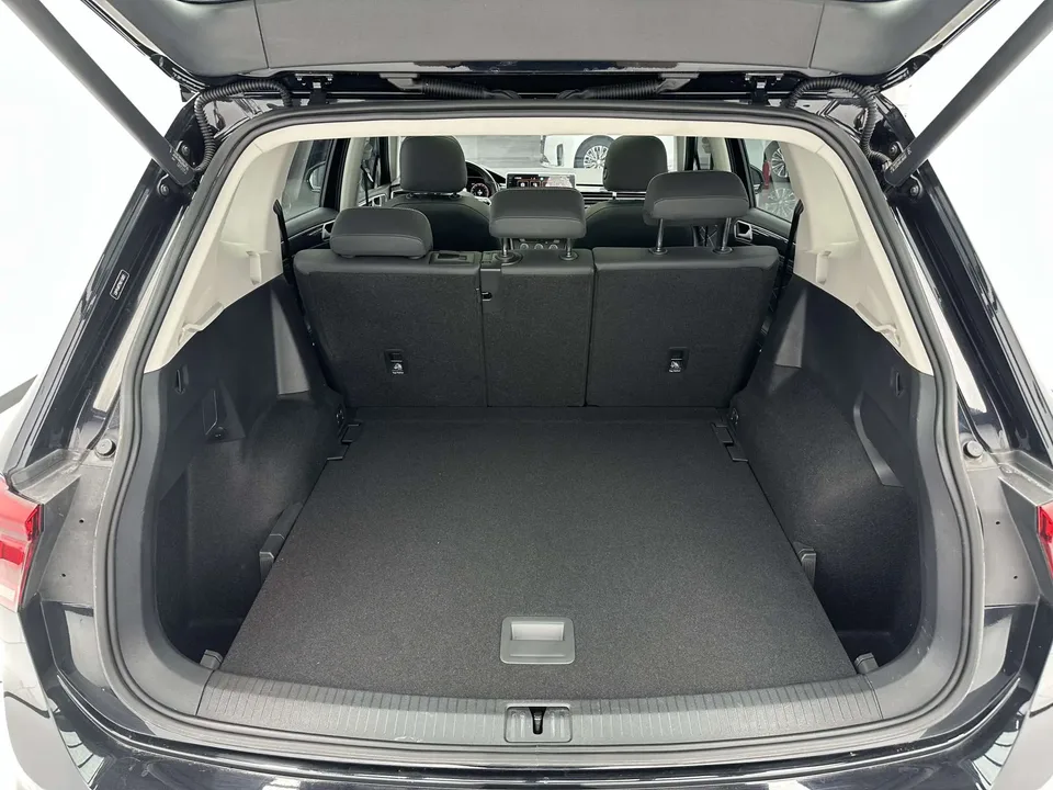 Volkswagen Tiguan L Tiguan L 2023 280TSI Chaochuang Limited Edition 2023 — миниатюра 5