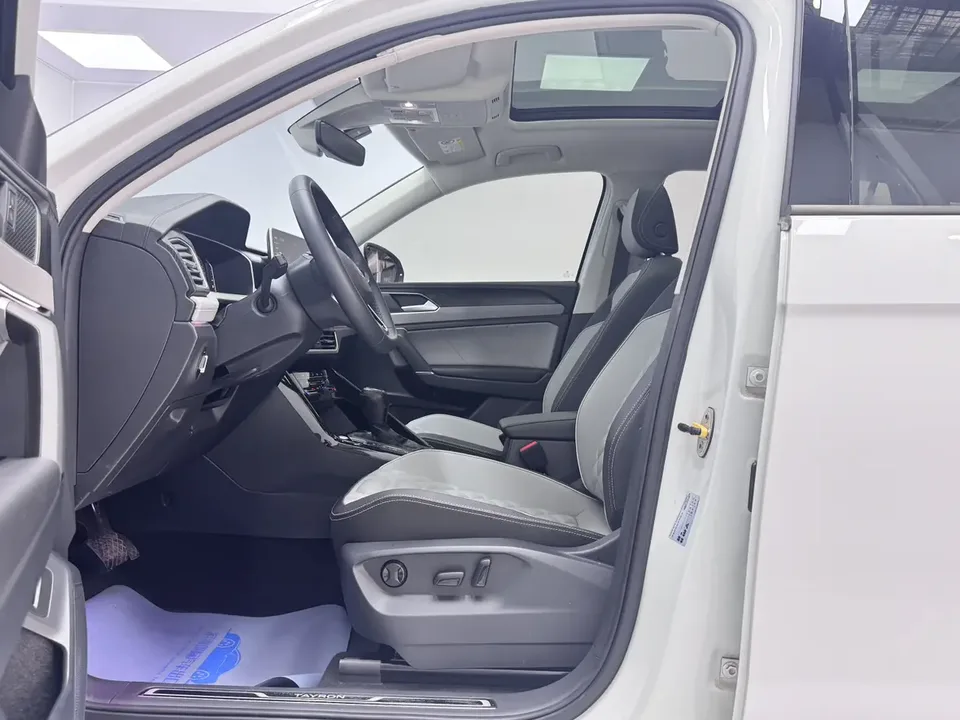 Volkswagen Tayron Tanyue 2023 280TSI 2WD Luxury Plus Advanced Edition 2022 — миниатюра 4