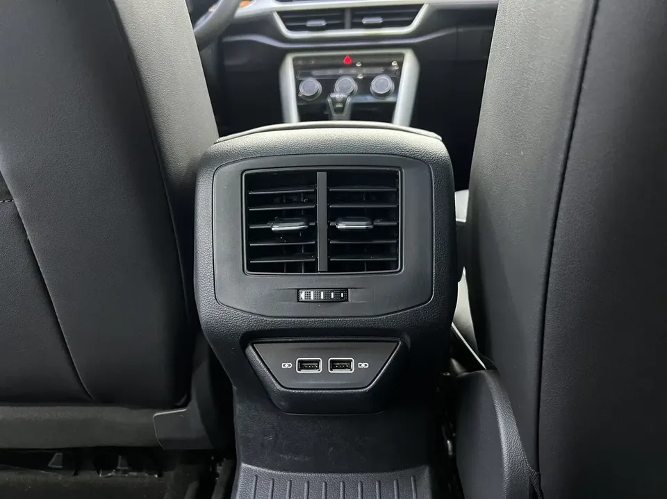 Volkswagen T-Roc T-Roc 2023 280TSI DSG Time Edition 2023 — thumbnail 3