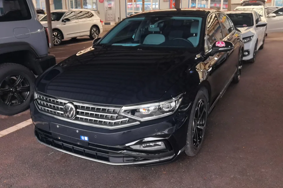 Volkswagen Magotan 2023
