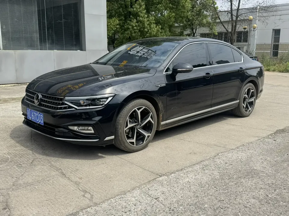 Volkswagen Magotan 2024