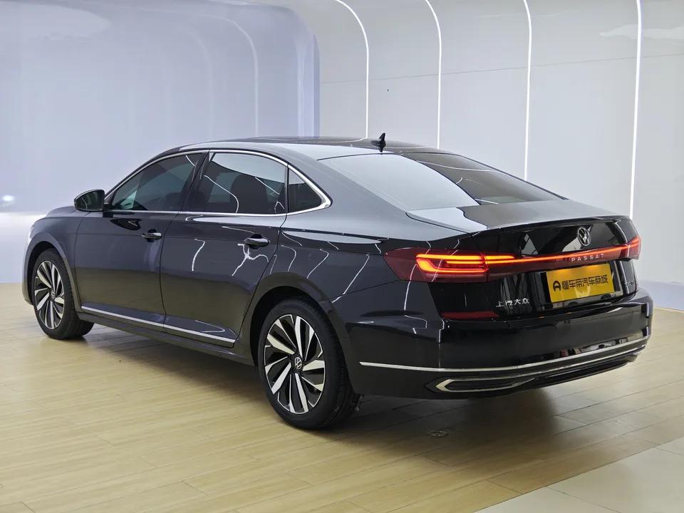 Volkswagen Passat Passat 2022 330TSI Star Elite Edition 2022 — миниатюра 2