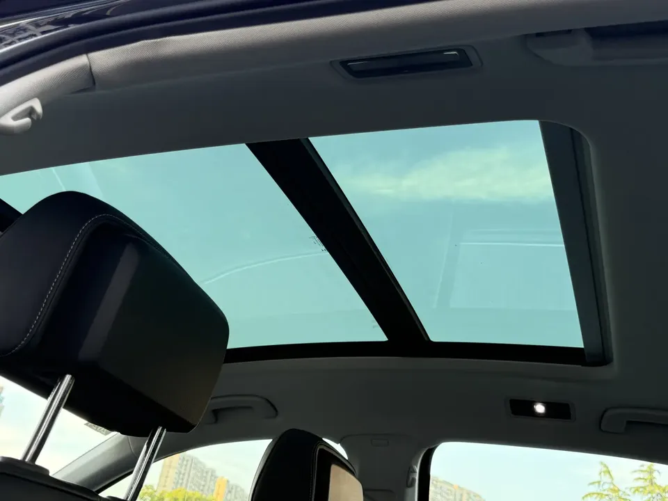 Volkswagen Passat Passat 2022 330TSI Starry Sky Deluxe Edition 2022 — миниатюра 5